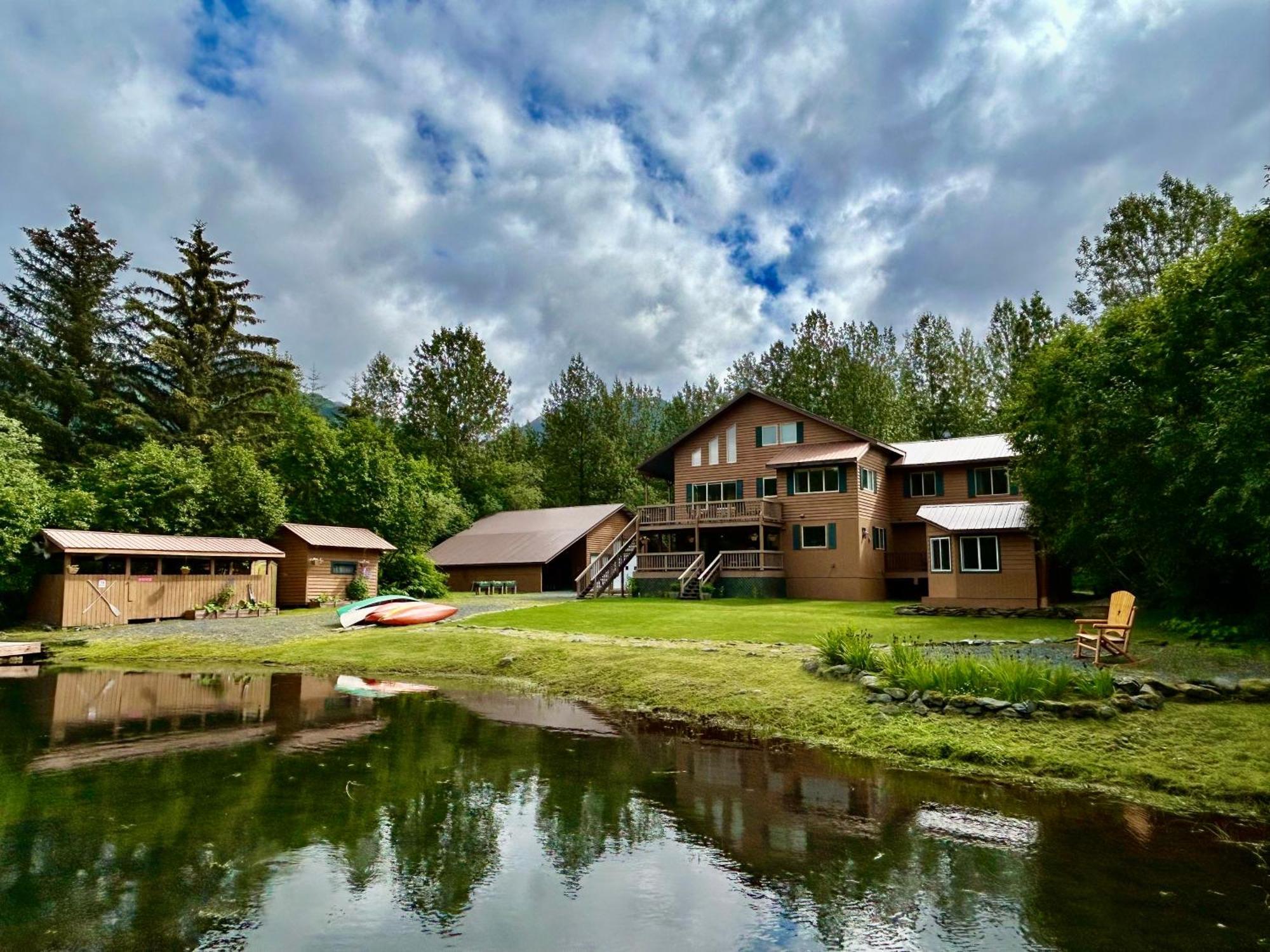 Bear Lake Lodgings B&B, Inc Сюърд Екстериор снимка