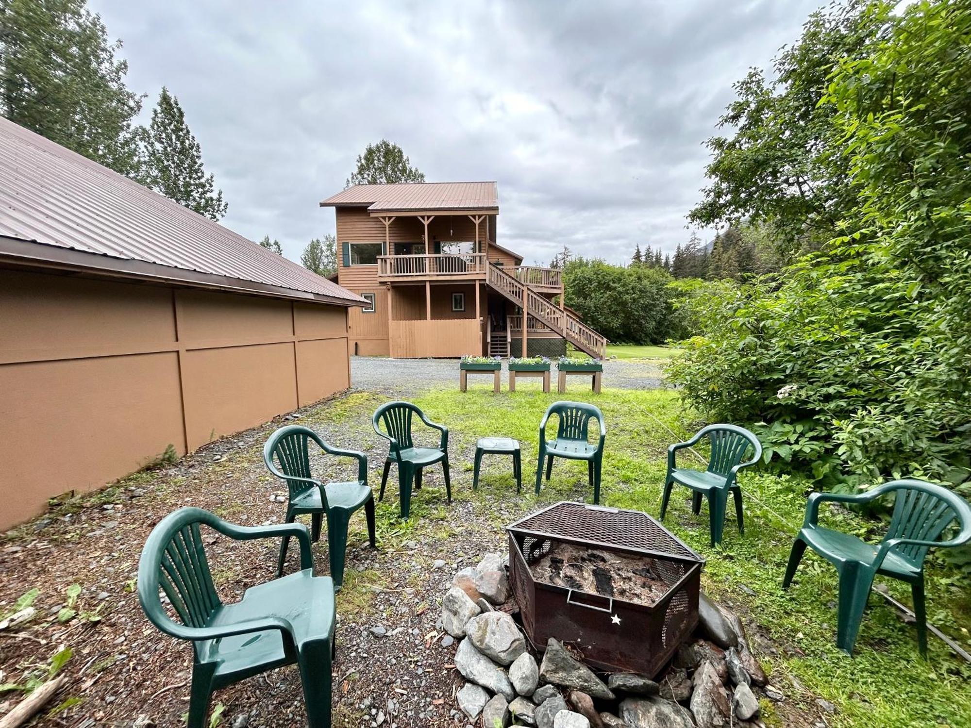 Bear Lake Lodgings B&B, Inc Сюърд Екстериор снимка