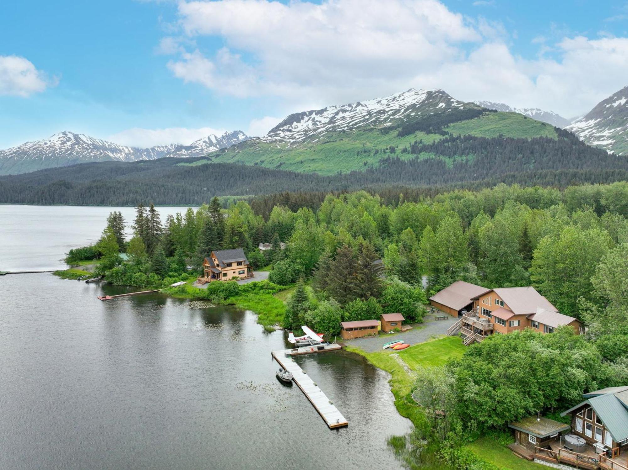Bear Lake Lodgings B&B, Inc Сюърд Екстериор снимка