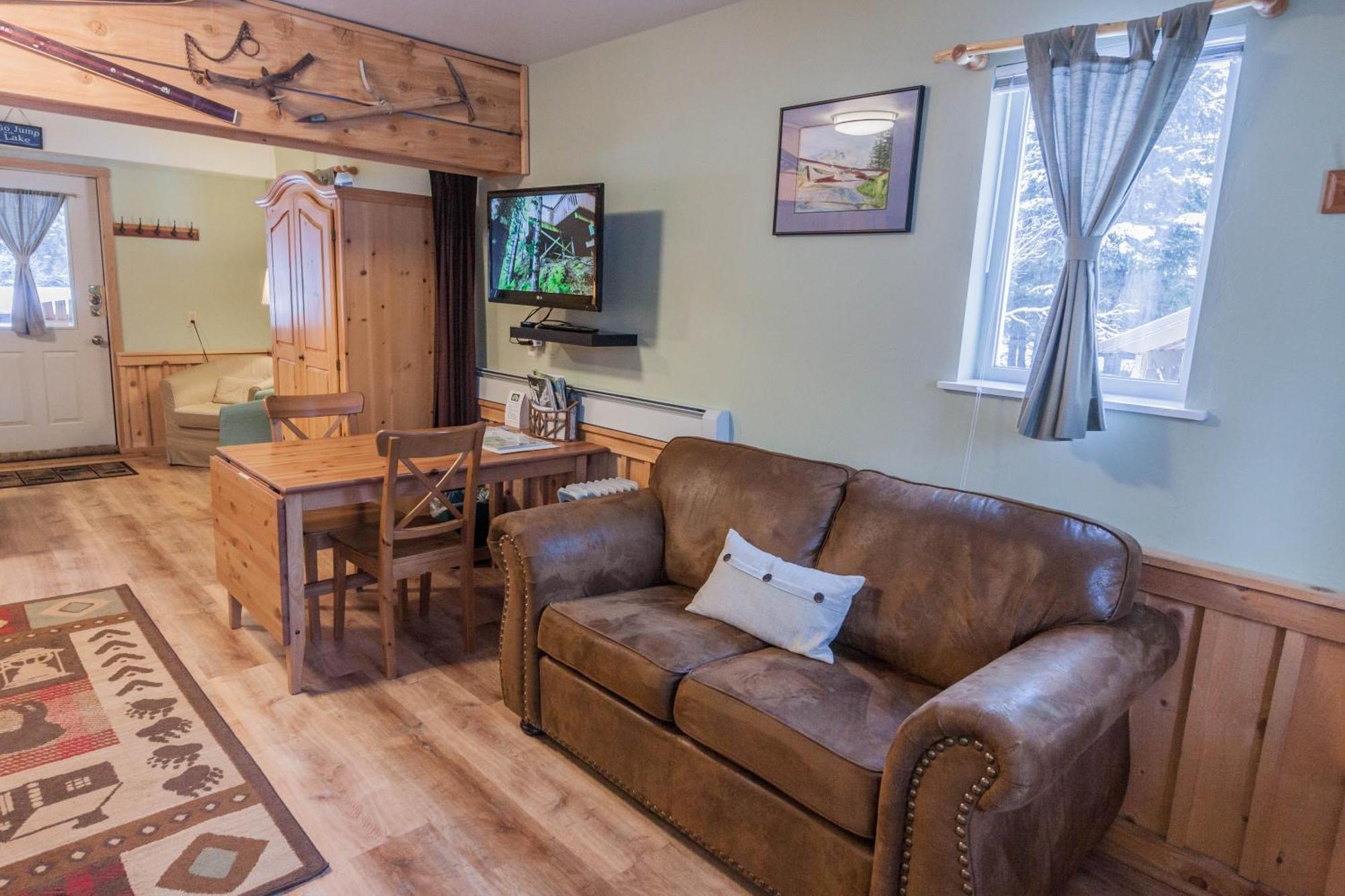 Bear Lake Lodgings B&B, Inc Сюърд Екстериор снимка