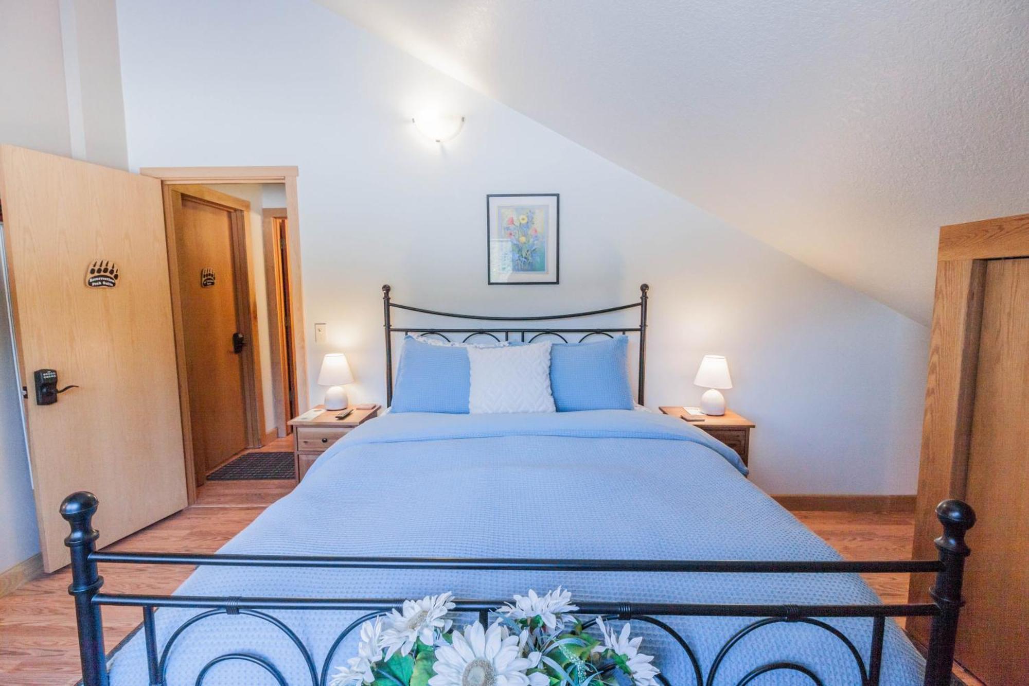 Bear Lake Lodgings B&B, Inc Сюърд Екстериор снимка